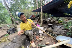 Điểu Sơn, chàng hướng dẫn viên S"tiêng tận tụy, dẻo dai ở Bù Gia Mập. Ảnh: NVCC.