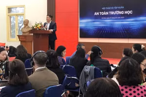 An toàn trường học là mối quan tâm hàng đầu trong giáo dục.