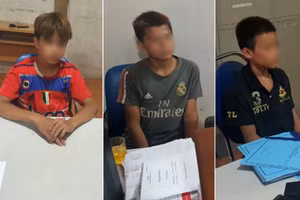 3 thiếu niên trộm cắp vàng.