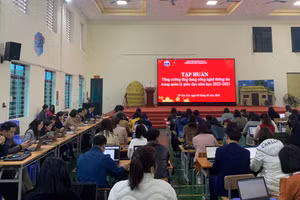 Quang cảnh buổi tập huấn.