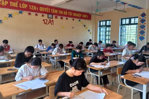 Giờ thi thử của học sinh trường THPT số 3 Mường Khương.