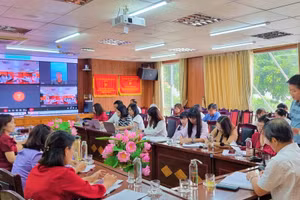 Hội thảo được tổ chức trực tiếp kết hợp trực tuyến.