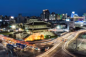 Đông Đại Môn tại Seoul là một điểm du lịch hấp dẫn của Hàn Quốc