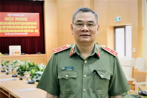 Trung tướng Tô Ân Xô.