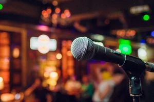 Karaoke là một trong số những hoạt động kinh doanh được ở cửa trở lại tại tỉnh Bắc Giang vào ngày 25/3. Ảnh minh hoạ.