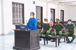 Bị cáo Đặng Văn Hoàng tại phiên tòa xét xử.