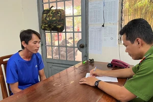 Trần Duy Quân làm việc với cơ quan công an.