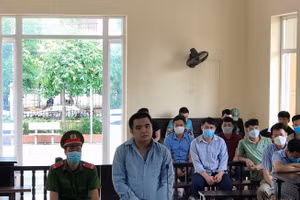 Bị cáo Nông Mạnh Thế tại phiên tòa xét xử.