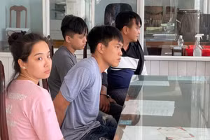 4 đối tượng bị bắt giữ.