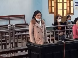 Bị cáo Nguyễn Thị Thanh Phương tại phiên tòa xét xử.