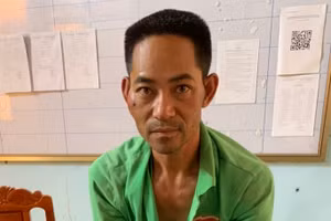 Nguyễn Văn Dũng tại cơ quan công an.