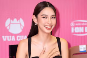  Hoa hậu Thùy Tiên.