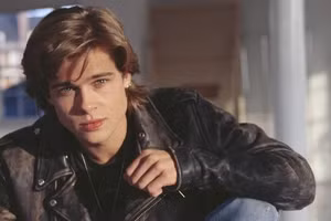 Brad Pitt có ngoại hình chuẩn ngay từ khi còn trẻ.