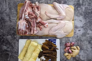 Cách rút xương vịt siêu nhanh giúp chế biến vô số món ngon