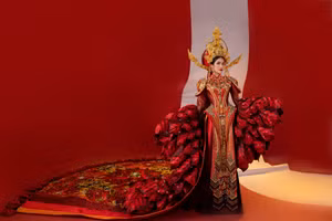 Cận cảnh quốc phục hoành tráng của Phương Anh tại Miss International 2022 