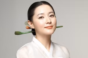 Lee Young Ae là "viên ngọc sáng" của làng giải trí xứ Hàn.