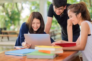 Sinh viên vừa ra trường đã có 2 năm kinh nghiệm chuyên môn – tại sao không? 