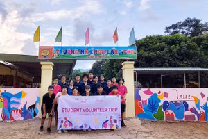 Niềm hạnh phúc của học sinh TH School khi mang đến giá trị tốt đẹp cho các bạn nhỏ tại Con Cuông