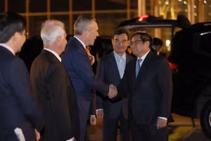 Thủ tướng lên đường dự Hội nghị cấp cao kỷ niệm 45 năm quan hệ ASEAN - EU 