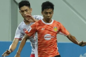 Hải Phòng để thua đáng tiếc trước Hougang United ở AFC Cup.