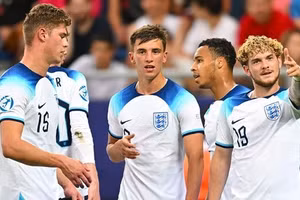 U21 châu Âu giữa U21 Anh và U21 Tây Ban Nha gặp nhau ở U21 châu Âu 23h00 hôm nay 8/7.