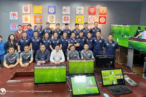 Hoàn thành lớp đào tạo đợt 1 cho trọng tài V.Leaue về công nghệ VAR.