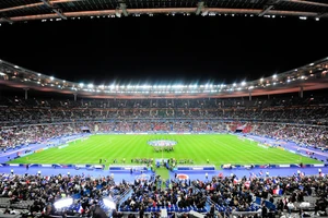 PSG lên kế hoạch mua sân vận động Stade de France.