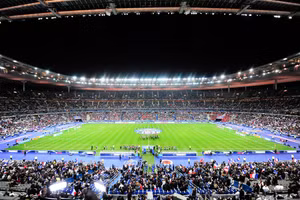 PSG lên kế hoạch mua sân vận động Stade de France.