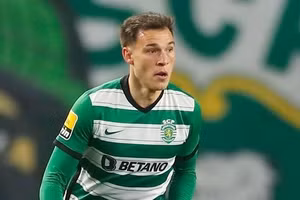 Manuel Ugarte được nhiều đội bóng lớn của châu Âu quan tâm.