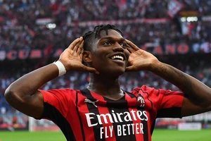 Rafael Leao nhận được sự quan tâm đặc biệt của PSG.