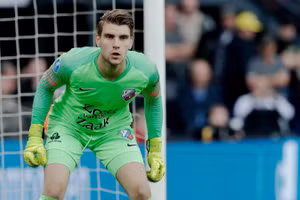 Thủ môn Maarten Paes sắp có quốc tịch Indonesia.