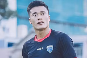 Văn Thanh, Bùi Tiến Dũng gia nhập Công an Hà Nội FC.
