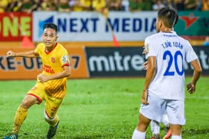 Nguyễn Hạ Long gia nhập CLB TP.HCM sau khi chia tay Nam Định FC.