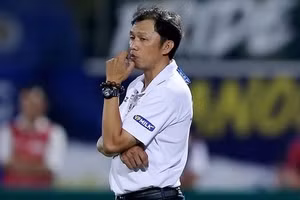 Trợ lý HLV Dương Minh Ninh tử nạn vì tai nạn giao thông trên đường trở về Pleiku.