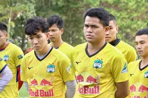 CLB Hoàng Anh Gia Lai chuẩn bị làm việc với VPF để giải quyết mâu thuẫn về quyền lợi.