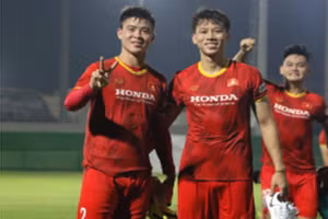 Duy Mạnh, Quế Ngọc Hải hiện vẫn đang làm bạn với chấn thương.