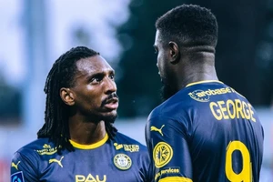 Pau FC thắng Rodez 3-2 ở vòng 37 giải hạng Nhất của Pháp.