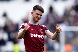 Declan Rice lọt tầm ngắm của Arsenal.