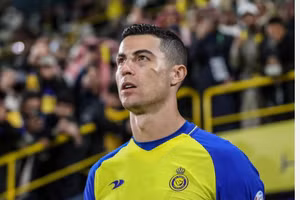 C. Ronaldo lỡ cơ hội làm việc cùng HLV Antonio Mohamed.