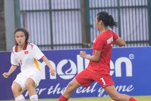 U19 nữ Việt Nam giành thắng ấn tượng trước Singapore ở trận mở màn giải Đông Nam Á.