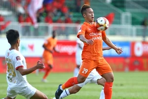 Hoàng Anh Gia Lai bất phân thắng bại Công an Hà Nội vòng 4 V.League.