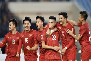 Việt Nam và Malaysia được dự báo sẽ giành vé vào bán kết sau lượt trận tối nay.