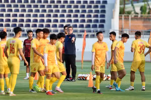  U22 Việt Nam tích cực tập luyện chuẩn bị cho trận tranh hạng 3 SEA Games 32.