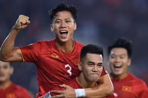 Tuyển Việt Nam vào chung kết AFF Cup với thành tích bất bại.