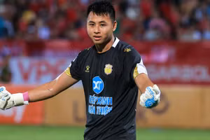 Thủ môn Trần Đức Dũng phẫu thuật thành công chấn thương dây chằng.