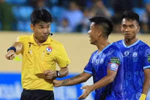 Trọng tài Trương Hồng Vũ không được nhiệm vụ vòng 6 V-League sau sai sót ở vòng đấu thứ 5 vừa qua.