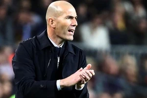 HLV Zidane muốn mang Dembele về PSG, đội bóng ông sắp làm việc.