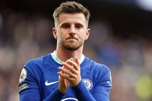 Mason Mount được Chelsea chào bán với giá 85 triệu bảng.