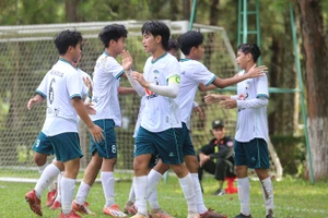 Hoàng Anh Gia Lai bất ngờ để thua trước Phù Đổng ở U15 quốc gia.