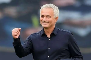 HLV Jose Mourinho tự tin trước vòng tứ kết Europa League.